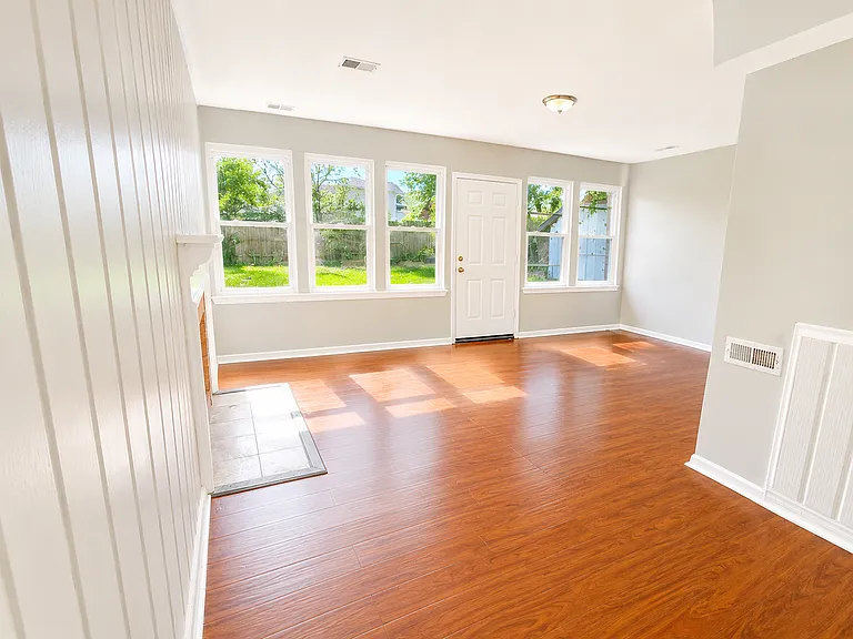 8210 Tahona Dr — Photo 6