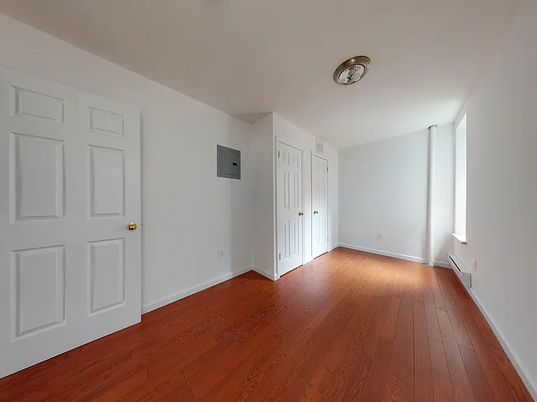 104 2nd Ave #7 — Photo 13
