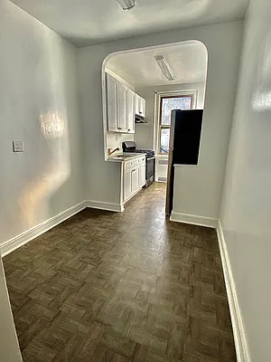 Rented by Voro Purple LLC | media 4