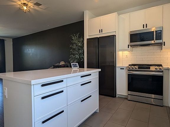 5th image of 4684 Nebo Dr