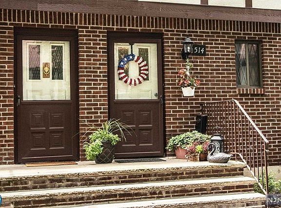 2nd image of 514 Piermont Ave S #514