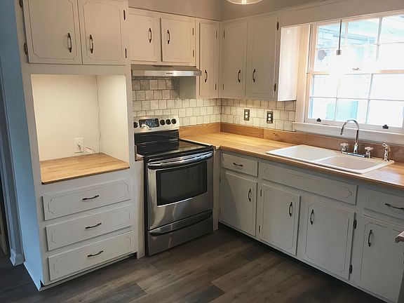 Lighted microwave cabinet 