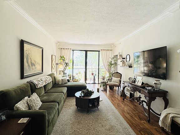 5th image of 6720 Coral Lake Drive #6720