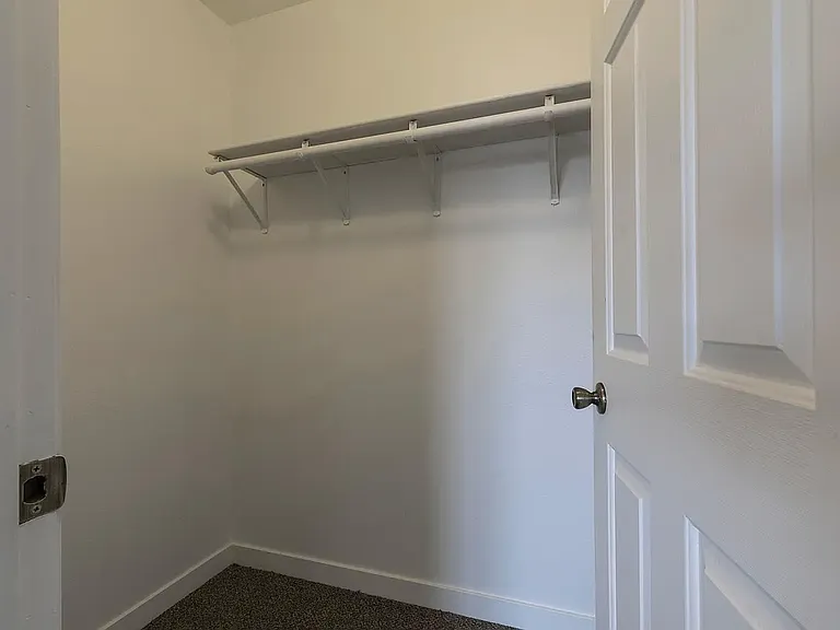 909 Defoe St #A — Photo 19