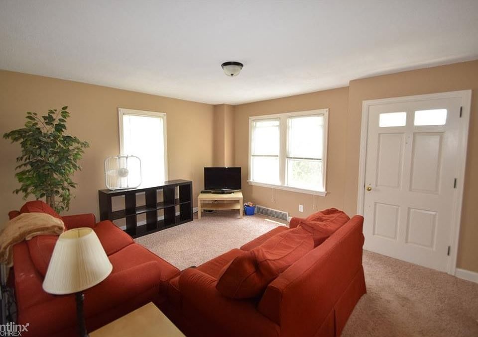 1st image of 56 Woodrow Ave