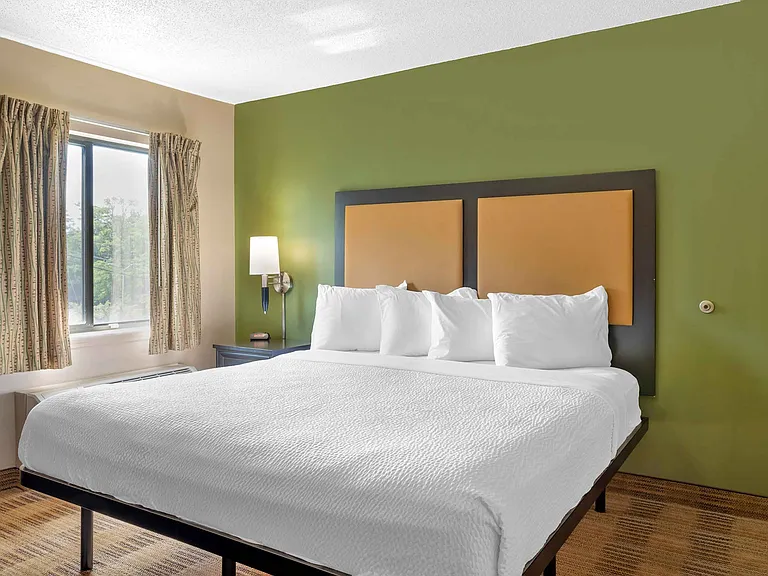 Studio Suite - 1 King Bed