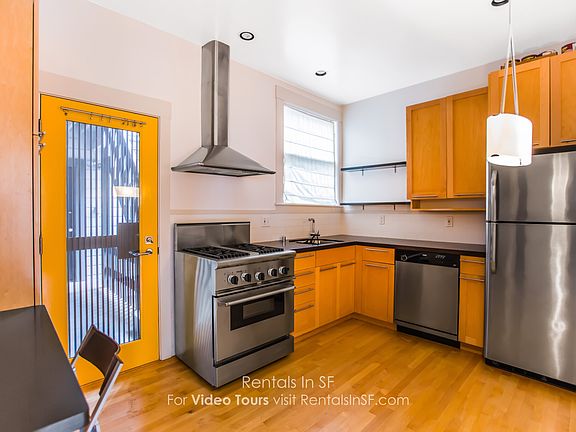 5th image of 470 Grove St APT 1