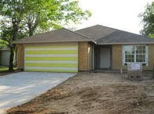 328 Billingslea Dr, Mansfield, TX 76063