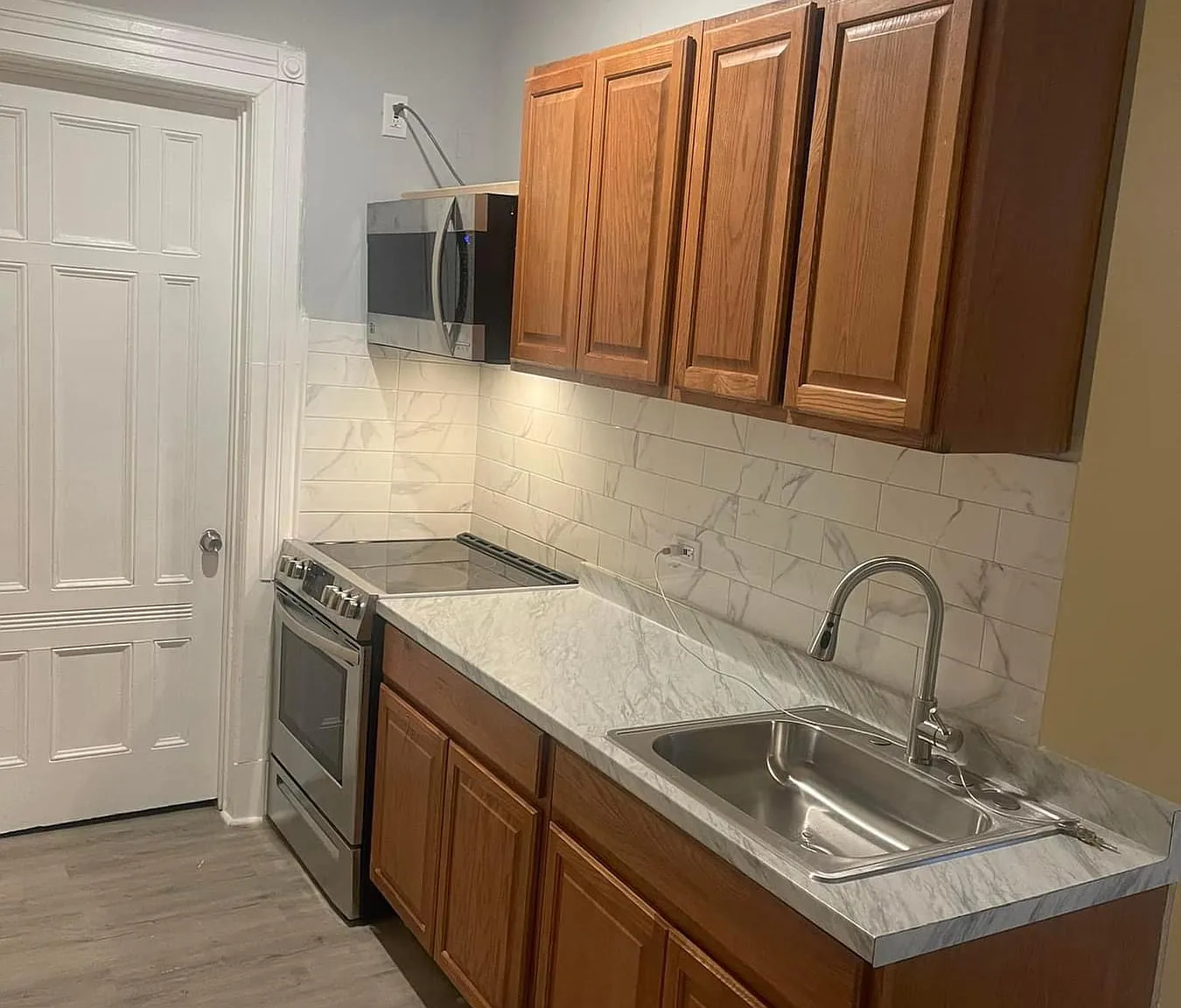 805 Park Ave — Photo 1