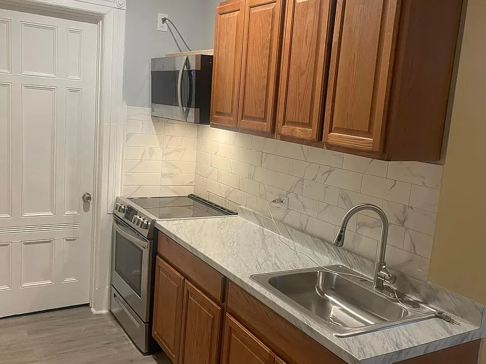 805 Park Ave #1R