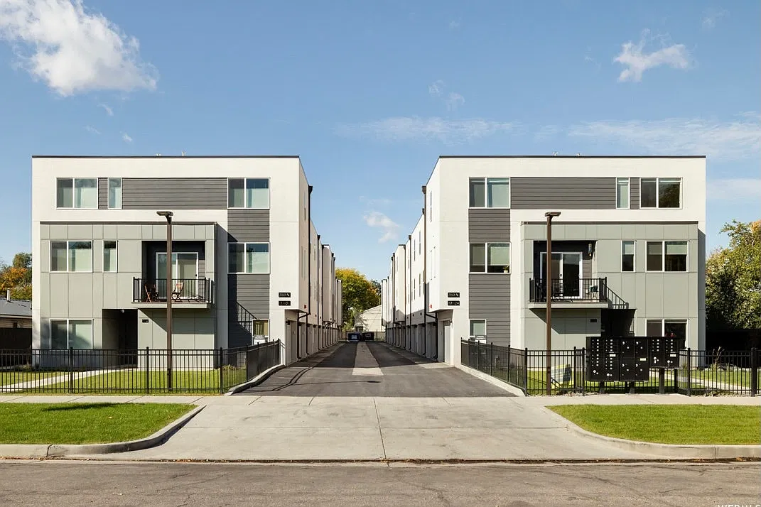 359 North 700 West, Unit 7 — Photo 1