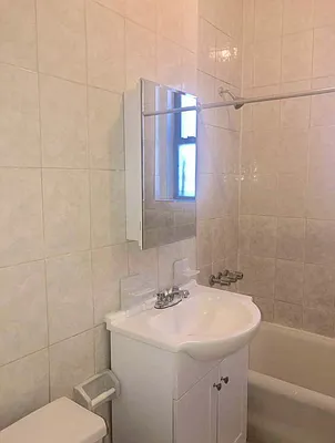 Rented by New York Residence | media 19