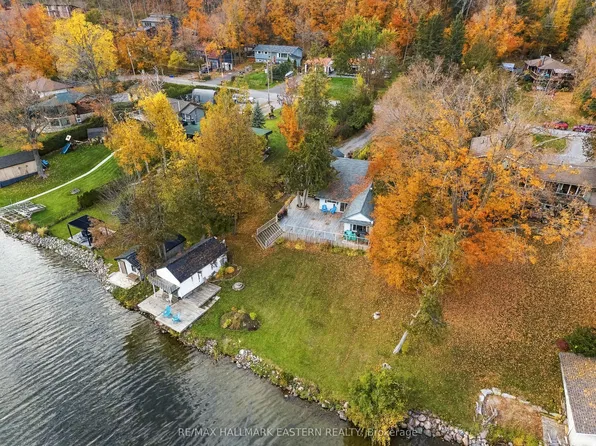 93 Lakeside Dr, Selwyn, ON K0L 1T0