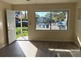 1194 Westminster Ave, East Palo Alto, CA 94303