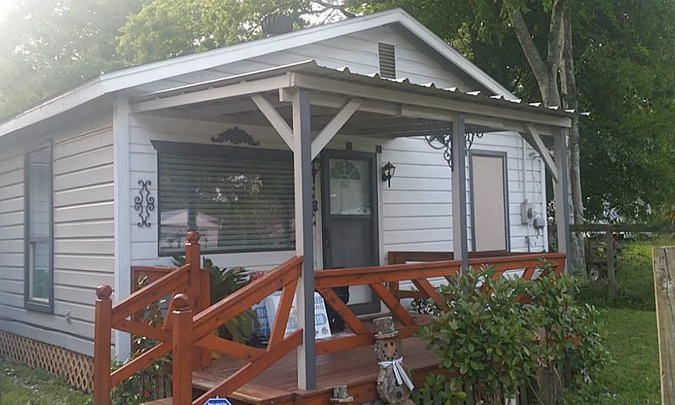 1st image of 24272 Evergreen Dr