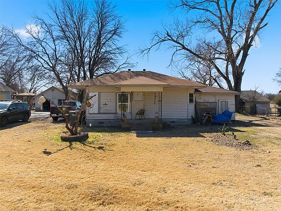 2nd image of 2801 Old Marlin Rd