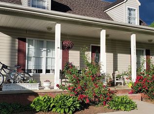 153 Warrior Ln, Johnson City, TN 37601