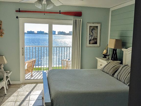 4th image of 1516 S Lakeside Dr APT 203