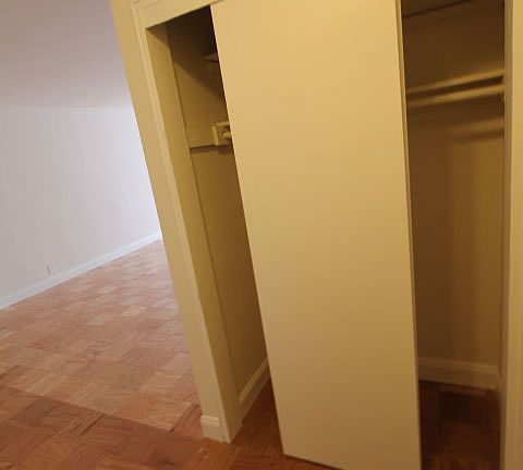 5th image of 183-11 Hillside Ave #8D