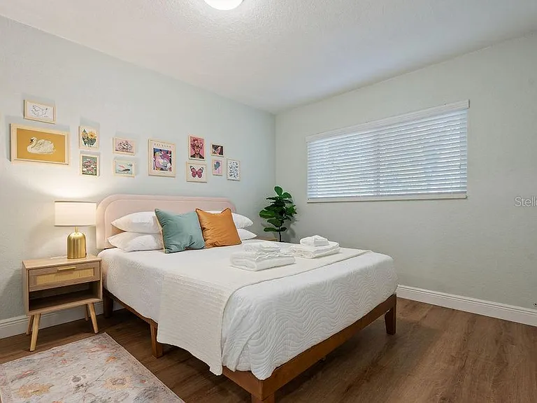 11987 Maple St #2 — Photo 10
