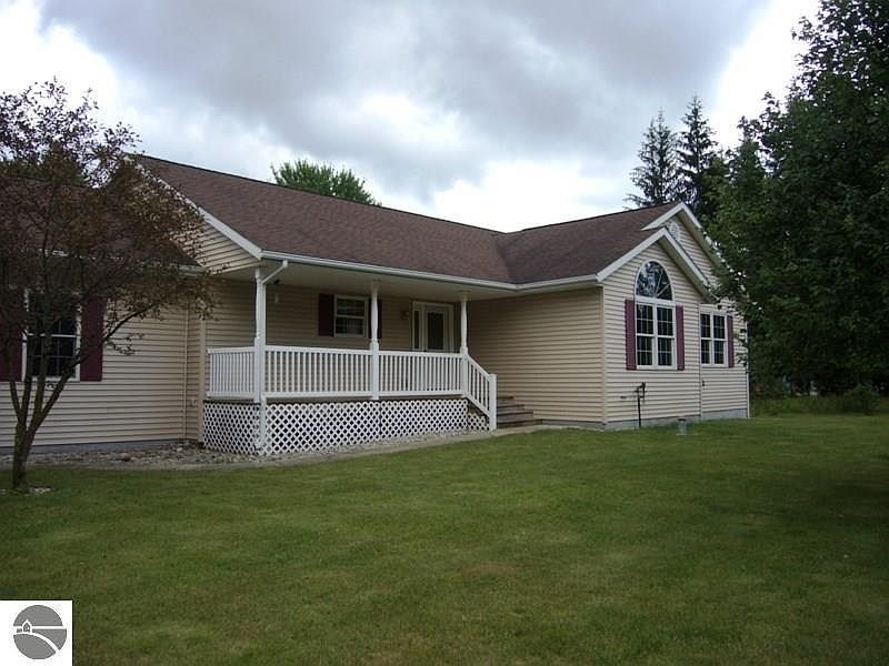 1st image of 400 Jomar Ln