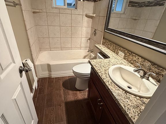 4th image of 6730 37th Ave