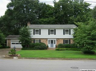 8116 Hillside Ln SE, Huntsville, AL 35802