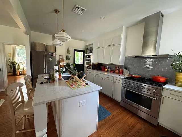 279 Washington Ave — Photo 8