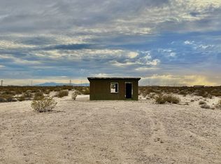 1476 W Hales Dr, Joshua Tree, CA 92252