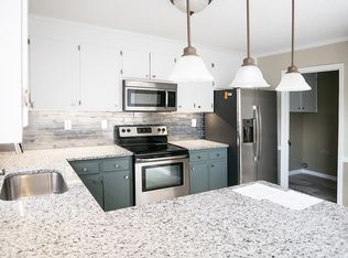 2385 Vineyard Dr APT I1, Winterville, NC 28590