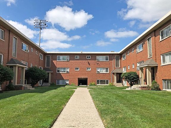 5th image of 3530 N Pennsylvania St #30B3