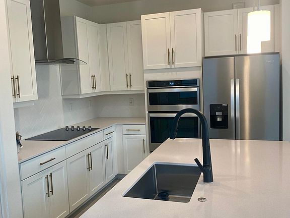 2nd image of 7174 Harmony Square Dr S
