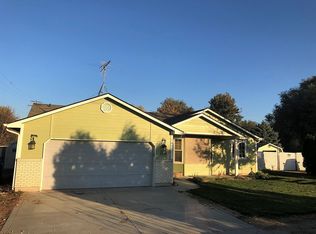 1714 N Middleton Rd, Nampa, ID 83651
