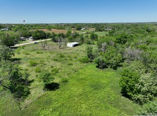 80 Rutledge Rd, Poteet, TX 78065