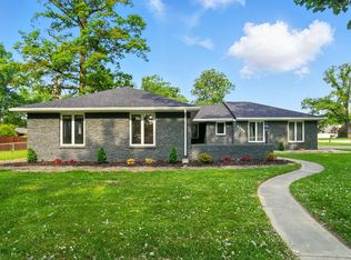 3023 Santa Rosa Dr, Fort Wayne, IN 46805