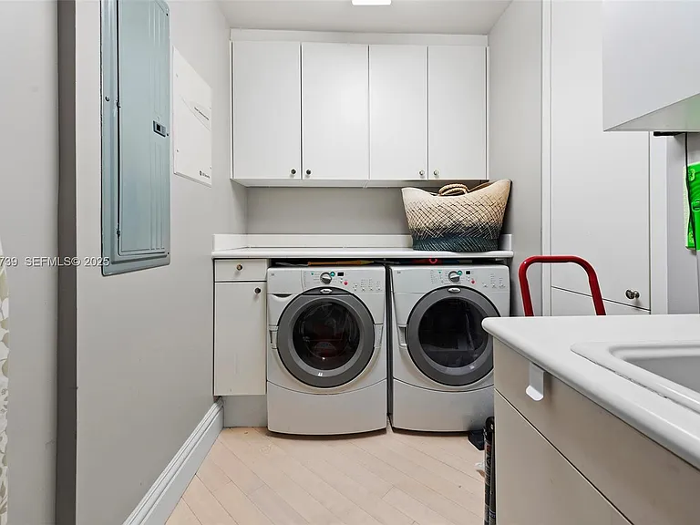 10295 Collins Ave #1709 — Photo 2
