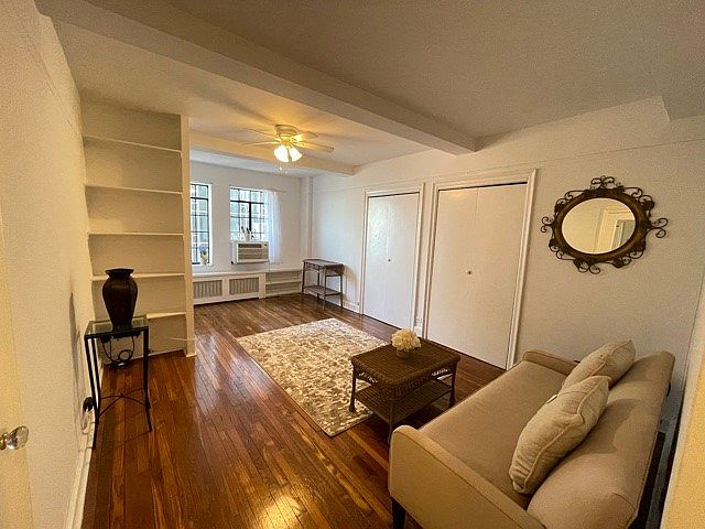 1st image of 5 Tudor City Pl APT 1422