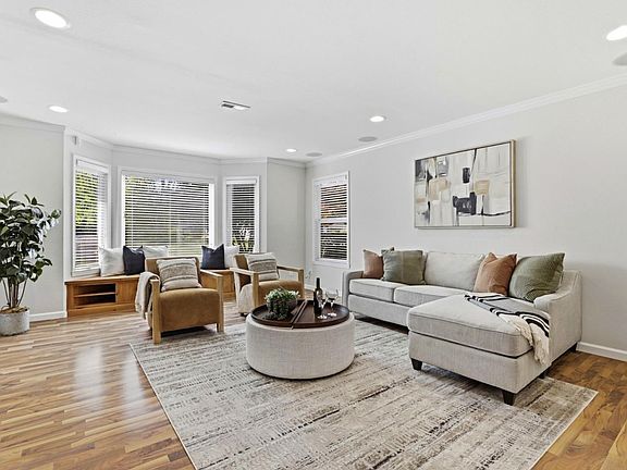 4th image of 6553 Whitbourne Dr
