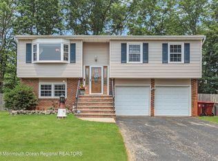 5 Duck Ct, Bayville, NJ