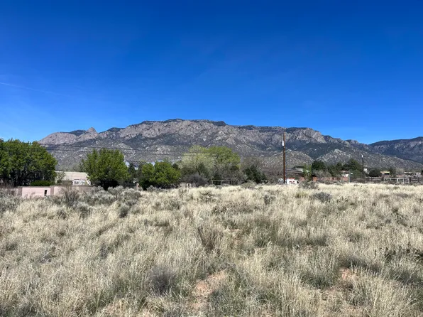 12300 Pino Ave NE, Albuquerque, NM 87122