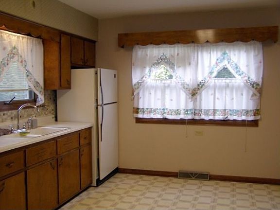 4th image of 538 Montpelier Ave