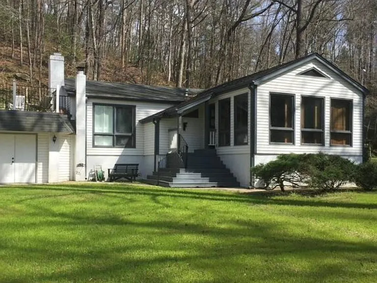 140 Cool River Dr — Photo 19