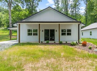 743 Lead Mine Valley Rd SW, Cleveland, TN 37311