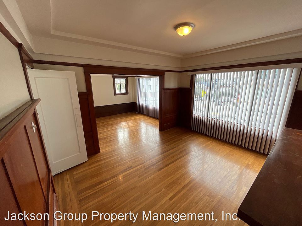 1st image of 2040 Balboa St