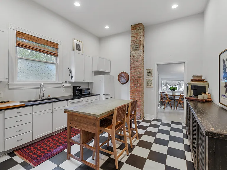 1022 Lischey Ave — Photo 5