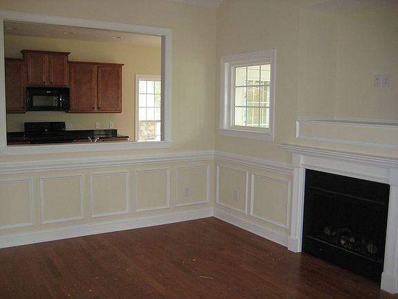 3rd image of 3103 17th Street Ln NE