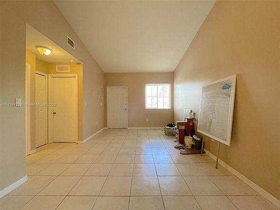 2nd image of 1270 SE 28th Ct Unit 203