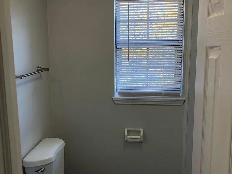 30-114 Lawton St — Photo 12