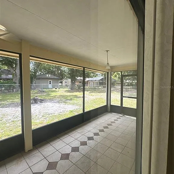 2329 Pine Tree Ct — Photo 20