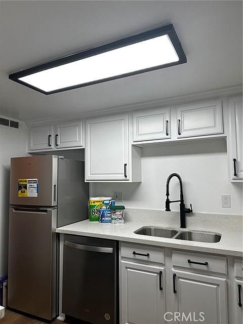 1st image of 1565 Coulston St APT 16